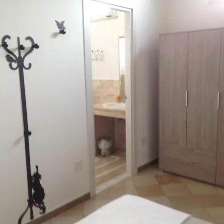 Casa La Sorgente Di Carlo Magno * Otranto