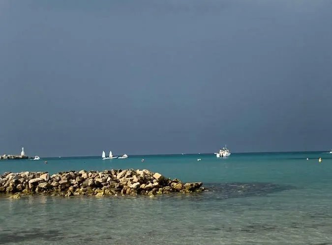 Casa La Sorgente Di Carlo Magno アパート